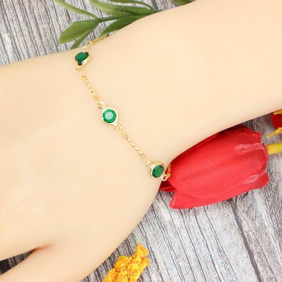 "Trendy Handmade Bracelet – A Stylish Gift for Women & Girls, MAR091533 - Picture 5 of 10